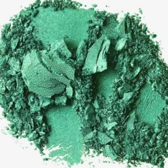 MAC New Crop Frost Eye Shadow Refill Pan - Picture 2 of 7